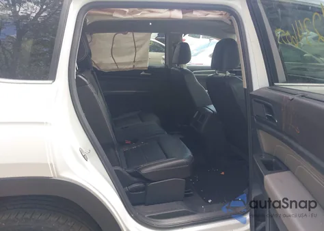 2022 Volkswagen Atlas 3.6L V6 Sel R-Line z USA, uszkodzony, nr VIN 1V2AR2CA2NC547804